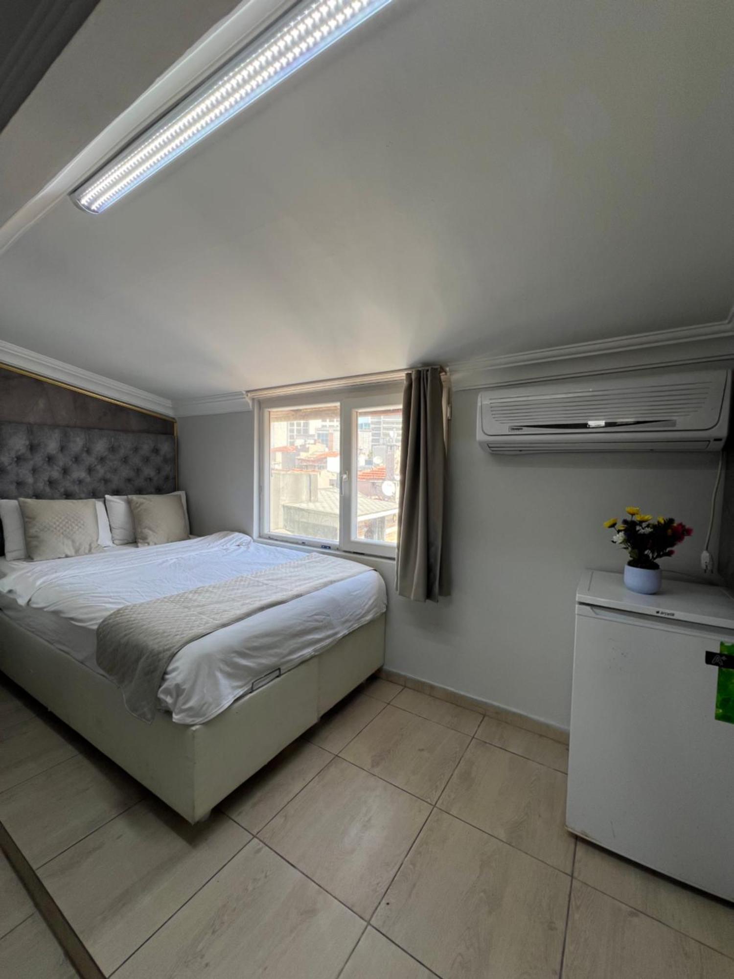 Taksim Brand Suit Hotel Provincia di Istanbul Esterno foto